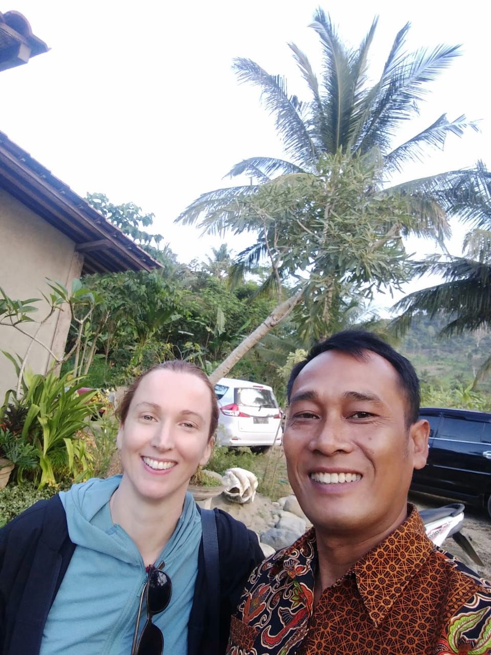 foto selfi bersama bule cantik di bali